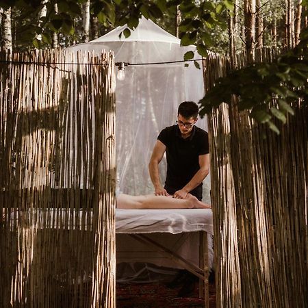 Jurty Z Widokiem, Prywatna Balia- Dzikolas Glamping Krasnobrod Luaran gambar