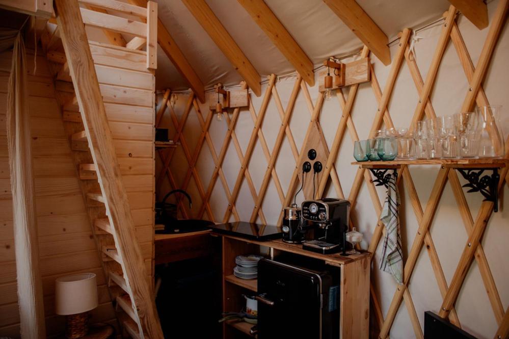 Jurty Z Widokiem, Prywatna Balia- Dzikolas Glamping Krasnobrod Luaran gambar