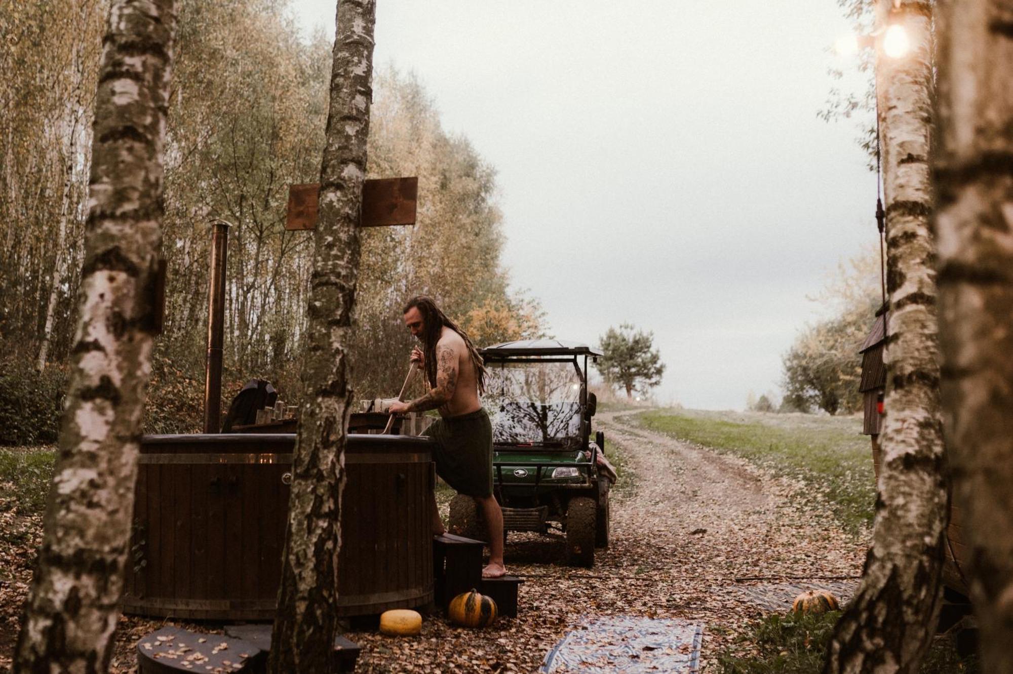 Jurty Z Widokiem, Prywatna Balia- Dzikolas Glamping Krasnobrod Luaran gambar