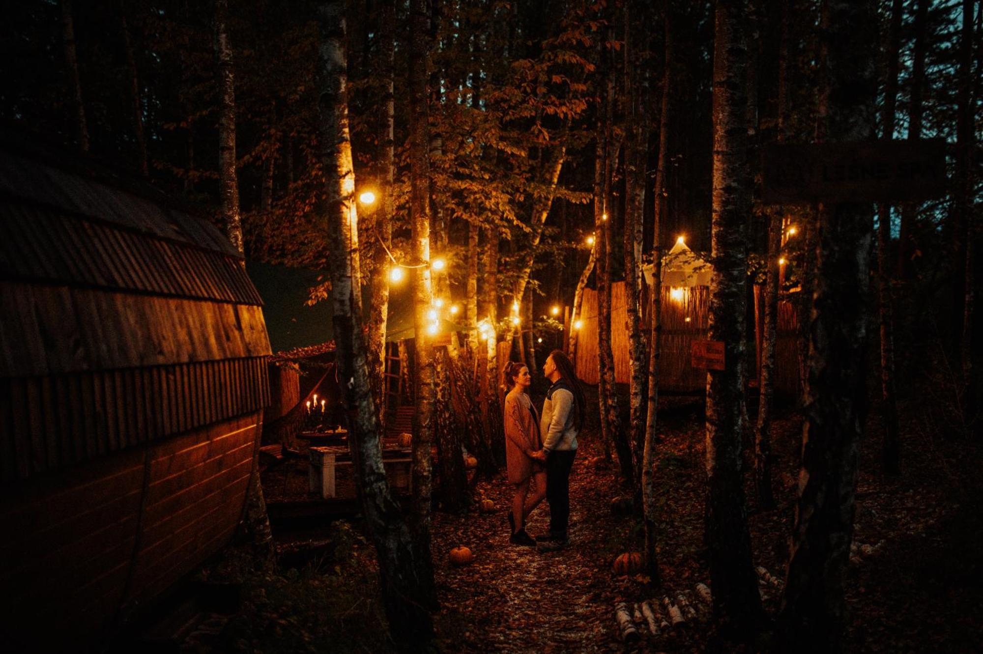 Jurty Z Widokiem, Prywatna Balia- Dzikolas Glamping Krasnobrod Luaran gambar