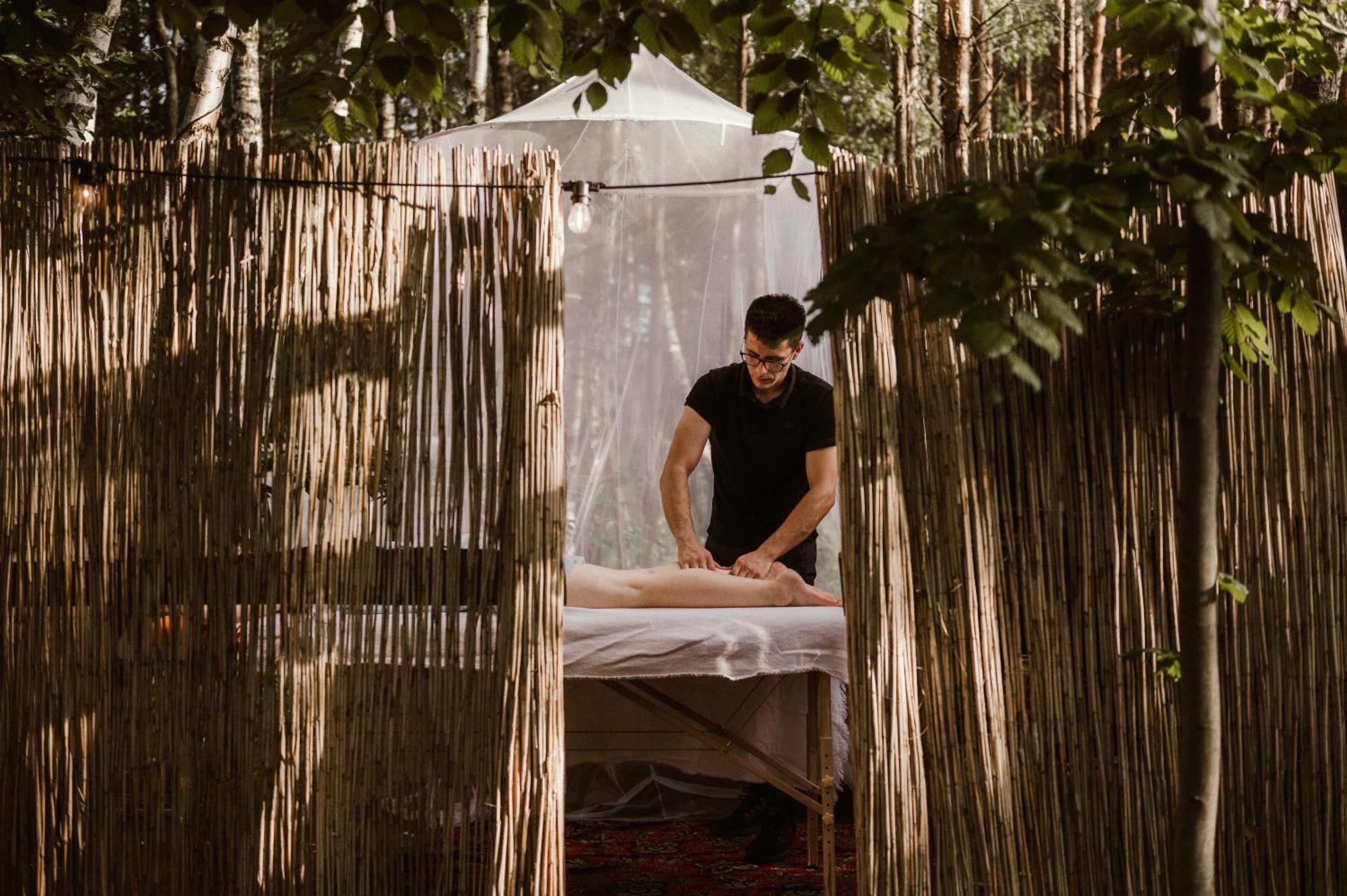 Jurty Z Widokiem, Prywatna Balia- Dzikolas Glamping Krasnobrod Luaran gambar